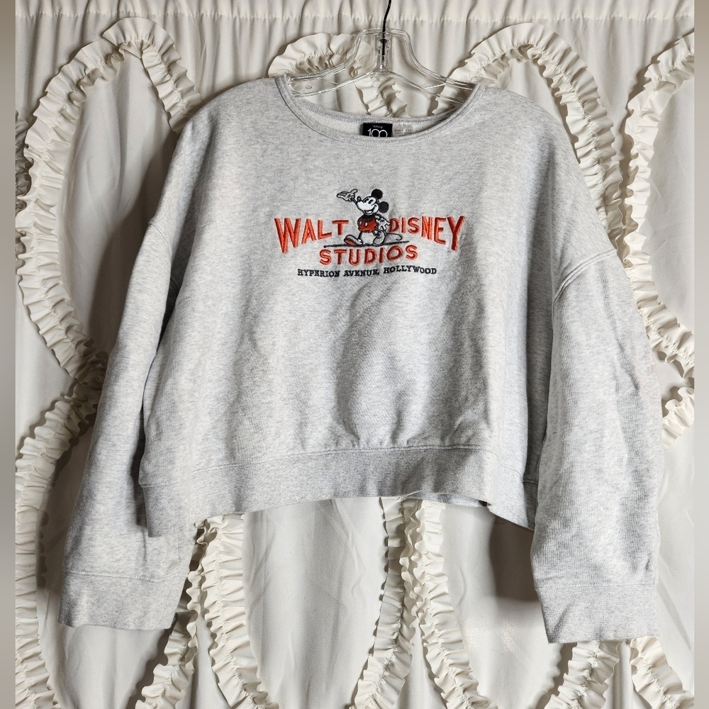 Walt Disney Studios Hollywood Cropped Sweater 100 Collection Sz XL